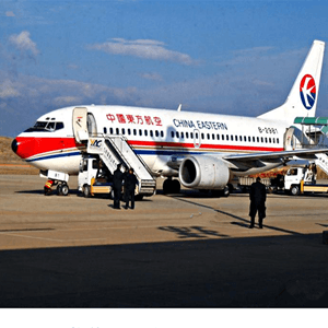 张家口机场空运航空快运业稳步发展的原因是什么？